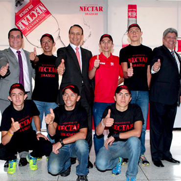 El gobernador de Cundinamarca, Álvaro Cruz, presidió el homenaje al ciclismo del departamento