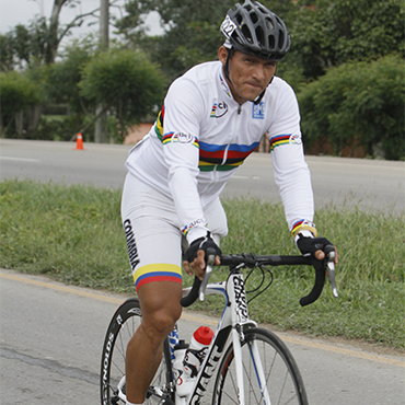 Una de las atracciones de la carrera para veteranos es la participación del campeón mundial de paracycling, Álvaro Galvis, en la categoría C