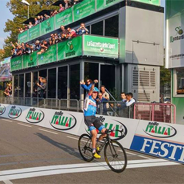 El irlandés Daniel Martin ganó por primera vez la carrera italiana.