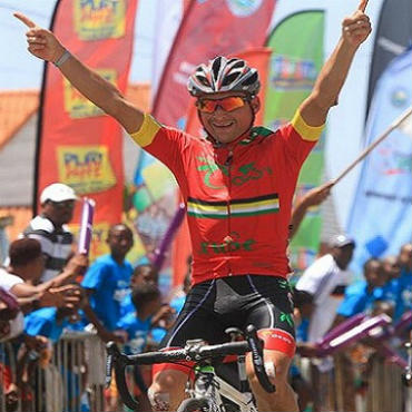 Al embalaje, ganó el colombiano la carrera caribeña.