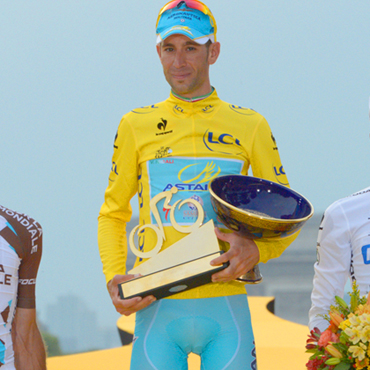 Nibali, el italiano que ganó la carrera francesa luego de 15 años.
