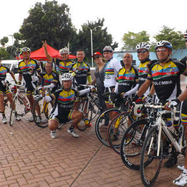 Dos mujeres y 10 hombres integran el plantel nacional.