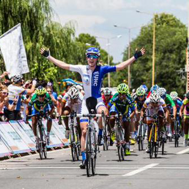 Hannah Barnes vence en la apertura del Tour Femenino San Luis 2015