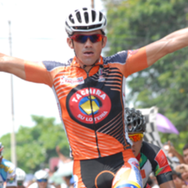 Arthur García, primer líder del giro tachirense