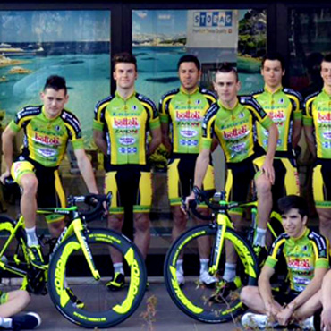 Felix Baron con la camiseta de su nuevo equipo el Team General Store de Italia