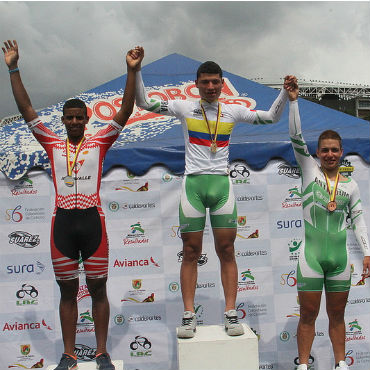 Bogotá y Antioquia mantienen domino en nacionales de pista de Pereira (Foto Fedeciclismo)