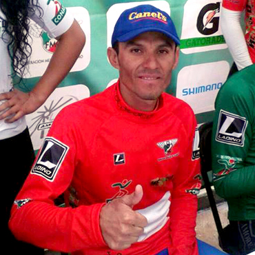Francisco Colorado líder de la Vuelta a México