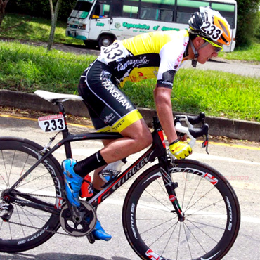 Richard Carapas líder de la Vuelta de la Juvenutd