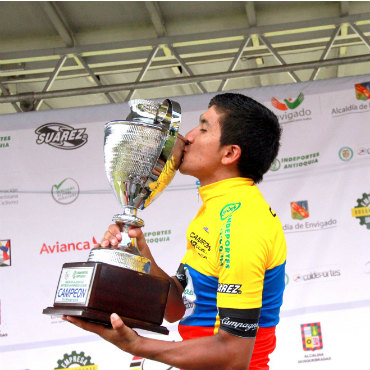 Richard Carapáz, Campeón de la Vuelta de la Juventud 2015