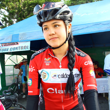 Camila Valbuena, su gran reto los mundiales de pista y ruta