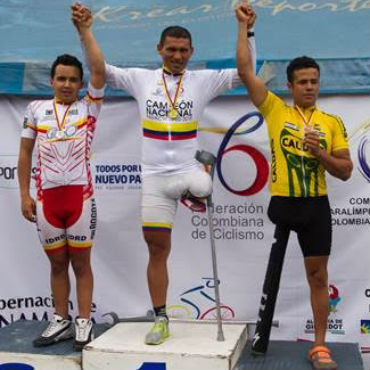 Álvaro Galvis, tres medallas de Oro en el Nacional de Paracycling