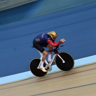 Bradley Wiggins, no quiere dejar nada al azar en su intento de batir el récord de la hora