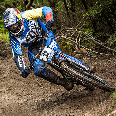 Marcelo completó su tercer Top 10 en tres paradas de la Copa Mundo UCI de DH 2015