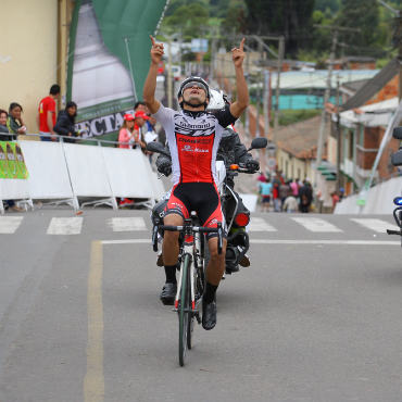Oscar Pachón líder de la Vuelta a Cundinamarca