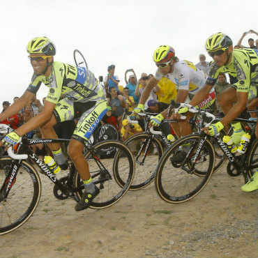 Alberto Contador, satisfecho con la ayuda de su equipo en el Pavé