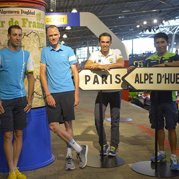 Los favoritos al trono del Tour de Francia 2015 fueron reunidos por la organización este jueves en Utrech
