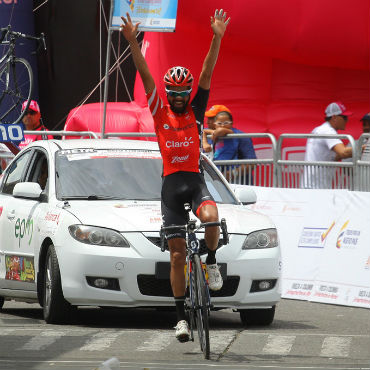 Mauricio Ortega se afianza en liderato de Vuelta a Colombia