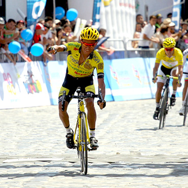 Edwin Sánchez ganó la cuarta etapa de la Vuelta a Colombia