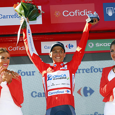 Esteban-Chaves sostuvo este lunes la camiseta roja de líder de la Vuelta a España 2015