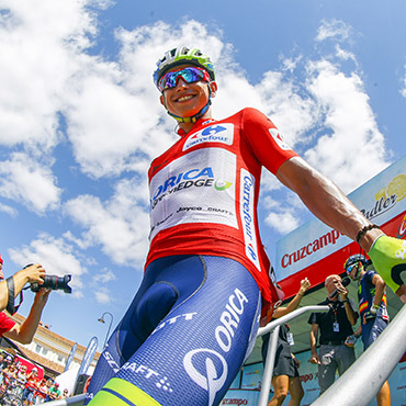Esteban Chaves sigue viviendo un sueño con el liderato de la Vuelta a España