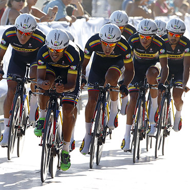 El Team Colombia inició este sábado la disputa de la Vuelta a España 2015