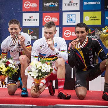 Egan Bernal, medalla de bronce en Mundial de MTB de Andorra