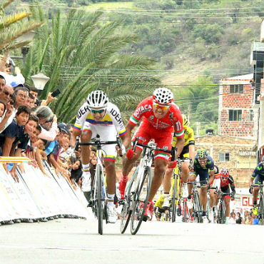 Robinson Chalapud, nuevo líder de la Vuelta a Boyacá