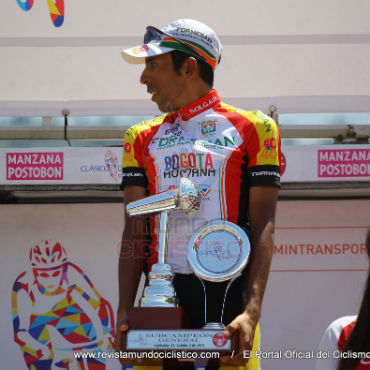 Carlos Becerra, líder de Clásica Ciclotequendama 2015