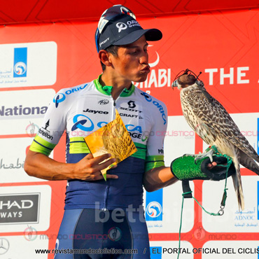 Chaves quedó a una sola etapa de coronarse campeón del Tour de Abu Dhabi