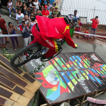 AdrenalinaUrbanBike 370