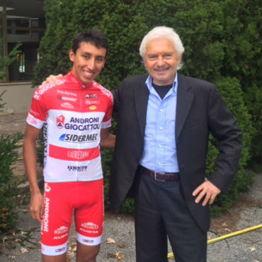 Egan Bernal, en concentración con el Androni-Sidermec 2016