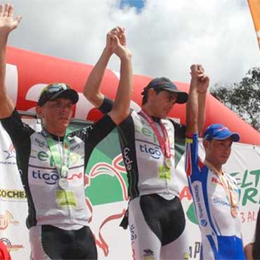 Oscar Sevilla ganador de la etapa contrarreloj de la Vuelta a Chiriquí