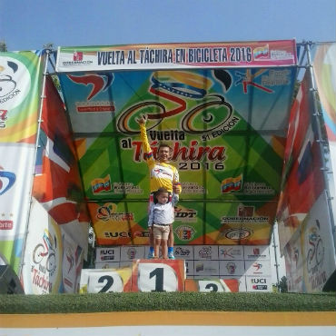 José Mendoza, nuevo líder de la Vuelta al Táchira