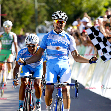 Nicolas Tivani ganador de la etapa de este viernes del Tour de San Luis