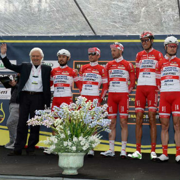 El equipo Androni-Sidermec listo para la Milán San Remo este sábado