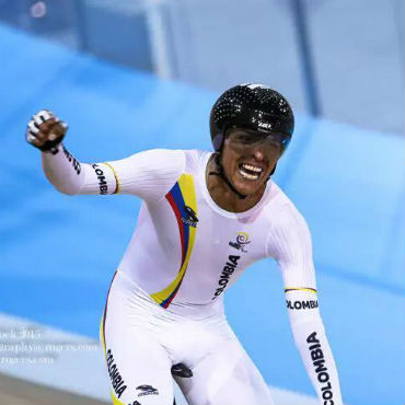 Diego Dueñas uno de los presentes en Parada de Paracycling en Bogotá