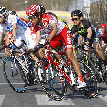 Egan Bernal se mostró totalmente restablecido de la caída que lo privó ayer de una sensacional actuación