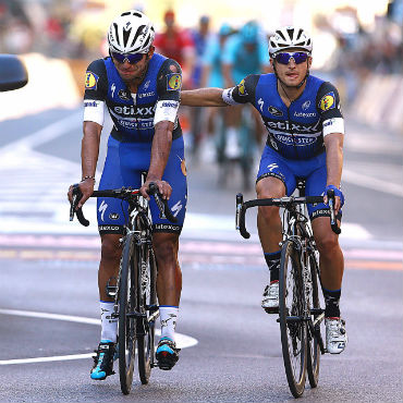 El estelar Fernando Gaviria refleja su tristeza por lo sucedido en la Milán San Remo (FOTO Etixx-Quick Step)