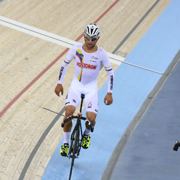 Fernando Gaviria líder del Ómnium de Mundial de Londres