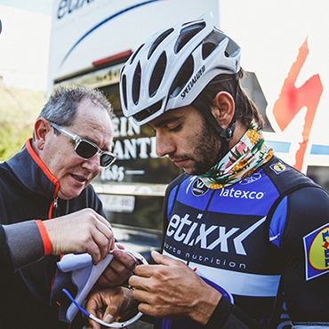 Fernando Gaviria, décimo en la Dwars door Vlaanderen de Bélgica (© BrakeThrough Media)