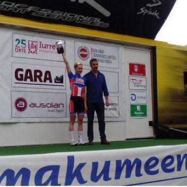 Megan Guarnier se impuso en última etapa de la Emakumeen Bira 2016