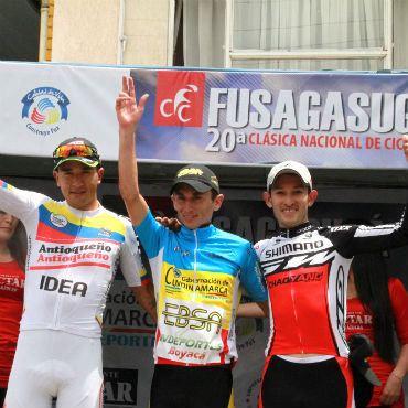 Podio final 2015. Chala, Álvaro Gómez y Didier Sastoque