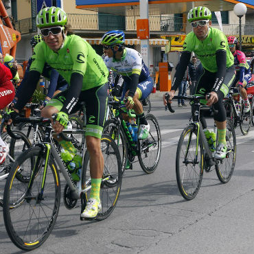 Rigoberto Urán uno de los colombianos que estará en el Giro de Italia 2016