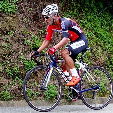 Alejandro Ramírez se impuso en la cronoescalada a Santa Helena que marcó la 4ta etapa de la Vuelta a Antioquia