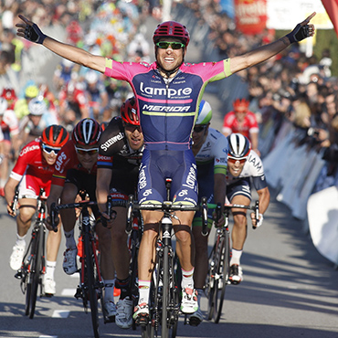 Davide Cimolai ganador de primera etapa de Tour de Japón