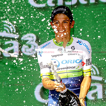 Chaves sumó la 23a victoria de etapa para Colombia en la legendaria ronda italiana