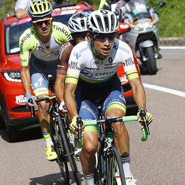 Chaves se mantuvo segundo en la general del Giro de Italia
