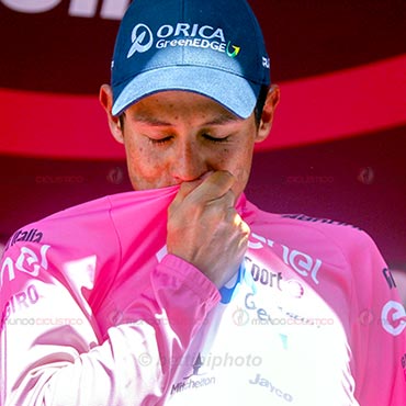 Esteban Chaves, nuevo líder del Giro