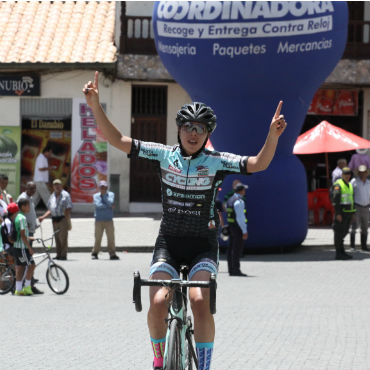 Jessica Parra ganadora de etapa en Vuelta a Oriente