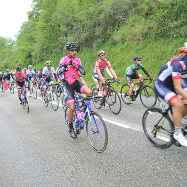 Colombianos en La Ronde de LIsard (Foto-Gilberto Chocce)
